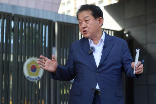 "캄보디아 첩보영화"...김병주 '정치쇼' 논란