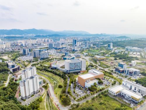 [속보]이전공공기관 지역인재 채용 난맥상, 보완 입법은 국회서 '쿨쿨'