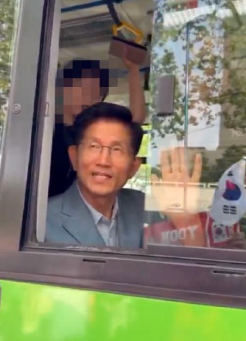 '윤 어게인' 집회에 김문수가?…SNS 들썩