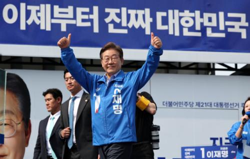 이재명, 경기지사 시절 '일산대교 무료화' 성과…국민의힘 "법원에서 퇴짜"