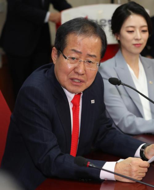 '홍준표 키즈'였던 배현진 "폭로·비방하는 노회한 영혼" 직격