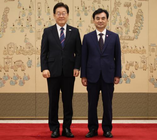 [속보] 李대통령 "장관 취임사 '내란' 뺀 국방일보…기강 잡아라"