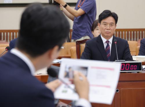 민주노총 위원장 출신 고용노동부 장관 후보자 인사청문회, 대북관 확인 질문 쏟아져