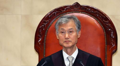 현직 판사 "조희대, 한덕수 만난 적 없는지 분명히 밝혀야"…행정처 "없다"