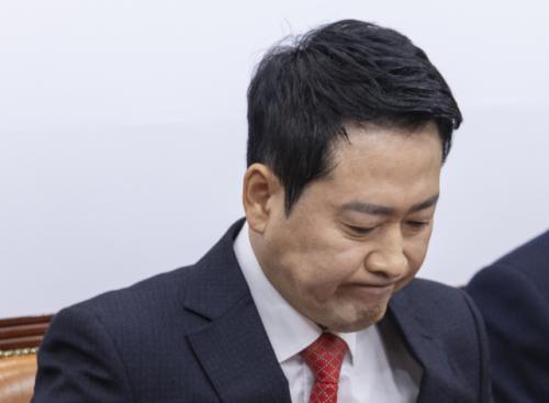 장동혁, 청와대 오찬 이어 국회 본회의도 불참…"등 뒤에 칼 숨기고 악수 청해"