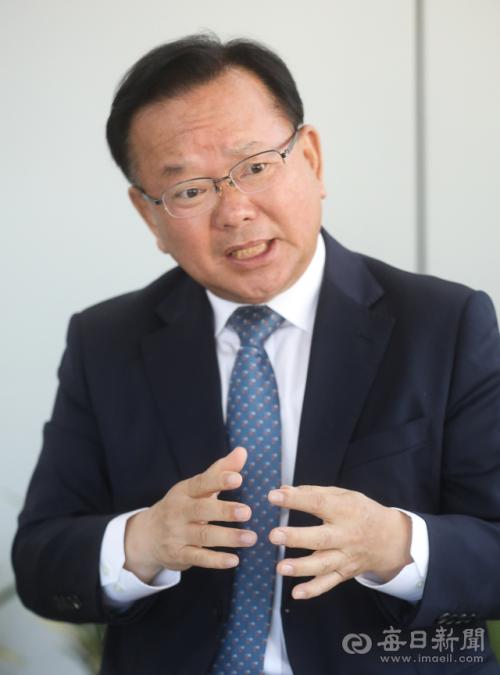 [인터뷰] 김부겸 "대구가 김부겸 사용해달라…기분 좋은 변화 만들겠다"