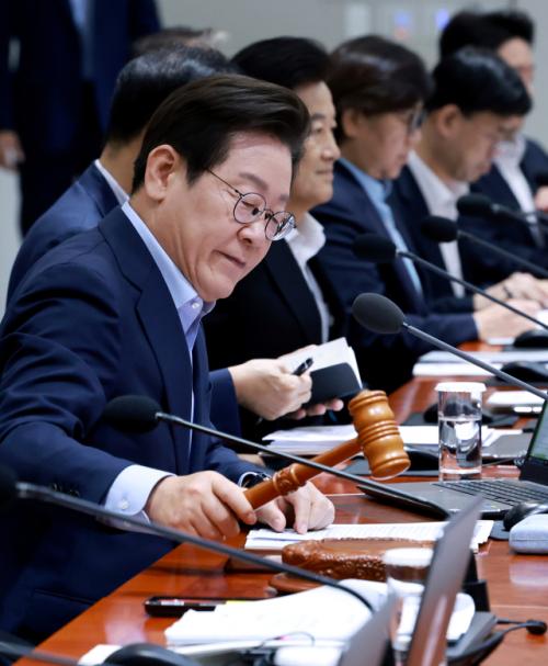 李 대통령 "죽을힘 다해 국정"…與에 "개혁과제 잘 추진해달라"