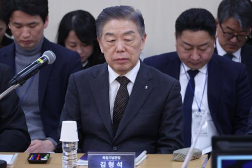 '뉴라이트 논란' 김형석 관장 결국 해임…李 대통령 재가로 마무리