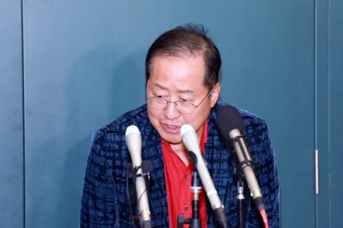 "폭염만큼 짜증" 홍준표, 또 국민의힘 향한 내부 총질