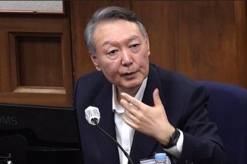 尹 "계엄은 정당…망국적 위기 국민께 견제해달라는 호소"