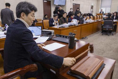 與 주도 행정통합법 행안위 소위 통과…지선 유리한 국면 위해 속전속결