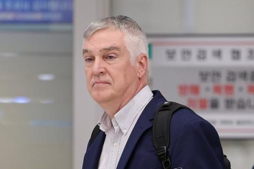 트럼프 측근, 위성락에도 尹 관련 입장 전달…민주, 美주장에 반박