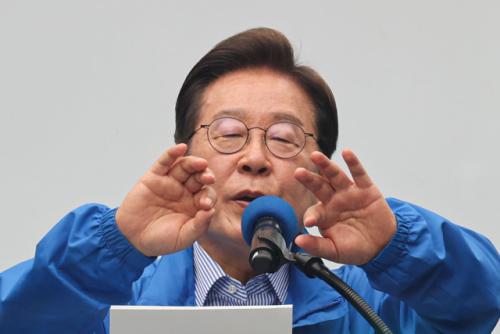 '이재명 사법농단 의혹'에 李 "조작·왜곡"…국힘 "대법 내통자 실토"