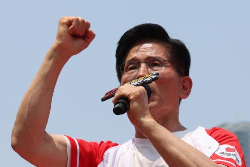 김문수 "이준석 찍으면 이재명 돕는 것"…李 "이재명 키운게 누군가"