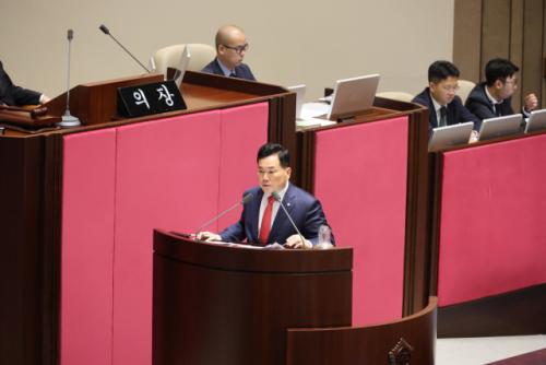 대정부질문 나선 김승수, 국무총리 향해 "대구 군 공항 이전 국가책무"