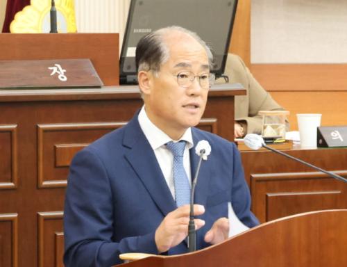 이승훈 봉화군의원, 5분자유발언 통해 "지역 특성 활용한 관광컨텐츠 개발나서라" 촉구