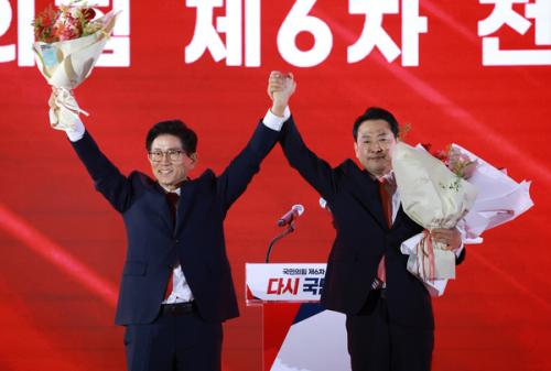 윤&한 대리전 된 김&장 당대표 선거…최종 당심은 어디로?