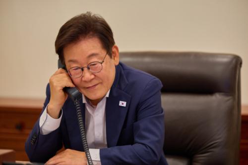 '조국 특사' 때문?…李대통령 지지율 51.1%, 취임 후 최저치