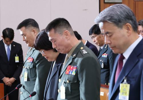 [속보] 순직해병특검 "이종섭·김계환 등 출국금지 조치"