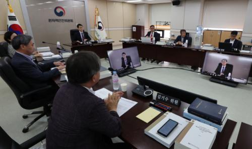 고리 2호기 계속운전 불발된 원안위 회의서 어떤 얘기 오갔나?