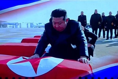 “김정은의 눈물은 쇼였다”...北청년들 죽음 위에 세운 가식의 무대
