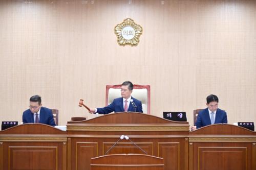 청송군의회, 제282회 정례회 개회…조례안·군정현안 집중 심의
