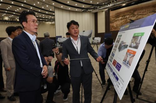 김민석 총리 APEC 준비 점검 "특별한 사명감 갖고 준비"