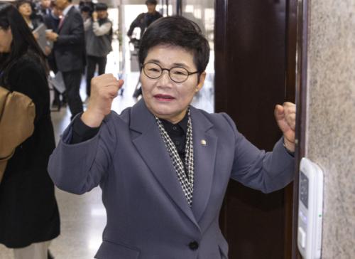 예산통 3선 중진 임이자의 헌신, 이철우 캠프 100조 시대 열어갈 강력한 엔진 달았다