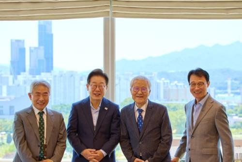 조갑제·정규재 만난 李 "모두의 대통령이 되겠다"