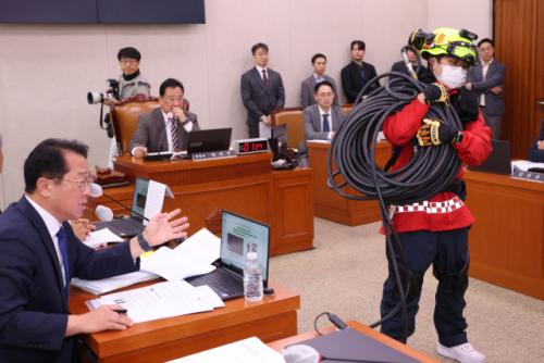 농해수위 국감에서도 '김현지 충돌'…"산림청장과 인연"·"또 정쟁화"