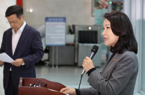 검찰청·방통위까지 역사 속으로…與, 정부조직법 등 강행 처리