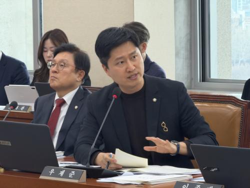 우재준 "정부 스마트제어 완속 충전기 보조금 정책이 요금 폭등 유발"