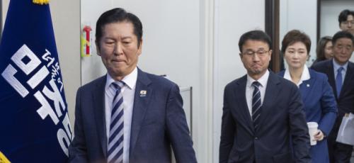 민주, '1인1표제' 통과…합당 내홍 속 정청래 리더십 시험대