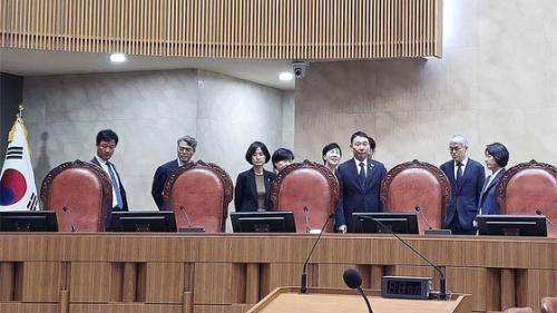 與 사법개혁안, '법'은 멀고 '권력'은 가깝다