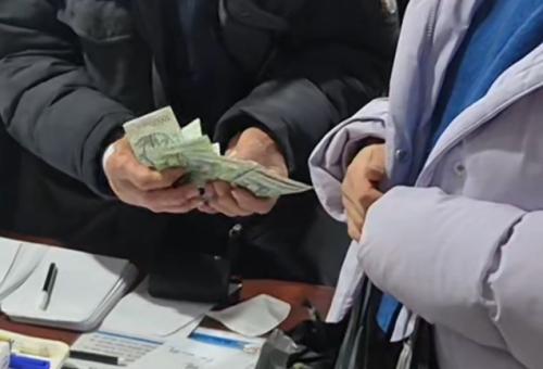 [단독] 돈봉투가 쏟아진 서영교의 출판기념회