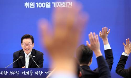 李대통령 "상속세 공제, 서울 평균 집값은 돼야…한도 18억으로 상향"