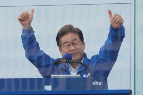 이재명 "국가 위한 헌신에 합당한 대우…정치·이념 넘는 보훈"