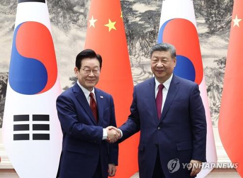 “비핵화 불가능 발언은 망언”…대통령 하야 요구까지 나온 안보 논란