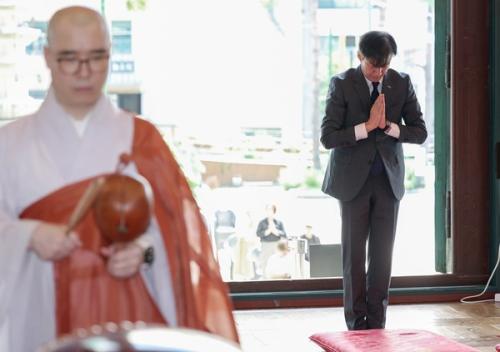 조국, 혁신당 비대위원장 선출…분열 봉합은 ‘숙제’