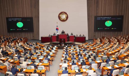 [속보] "李정부, 전 국민 현금 살포 위해 국방예산 905억 삭감"
