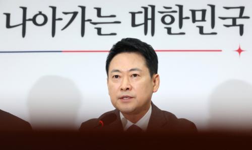 "유시민 말대로 미친 짓"…장동혁 李대통령 공소취소 모임 비판