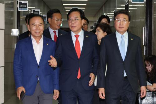 국힘 '송언석 비대위' 체제 본격 가동 "이른 시일 내 전대·혁신위"