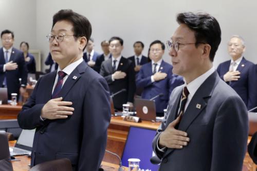 이재명 정부 첫 추경 31조8천억원 국무회의 의결…소비쿠폰 지급 시작