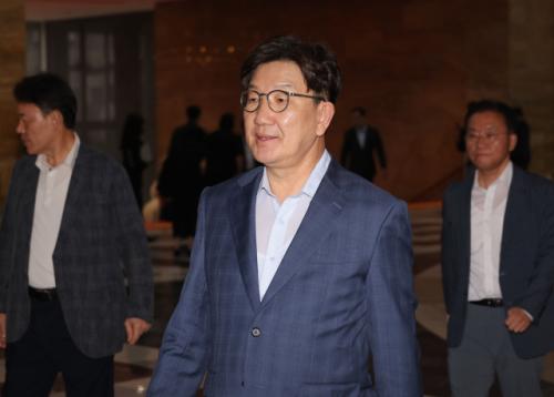 민주, 권성동 '불법 정치자금 의혹' 윤리특위 제소…형사 고발도 예고