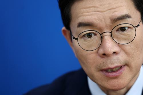 [단독] 정원오 출장 동행 직원, '직내괴' 가해자였다