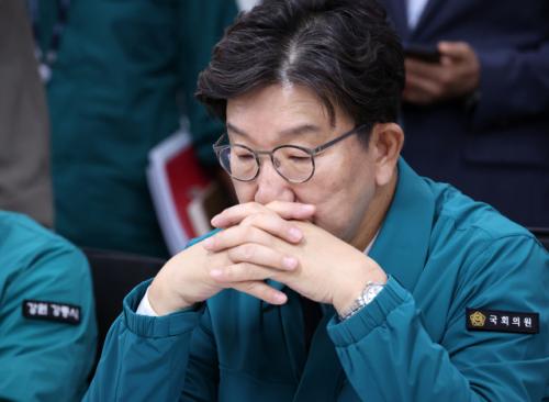 권성동 "李대통령 '필리핀 차관사업' 파기, 文과 같은 정적 탄압"