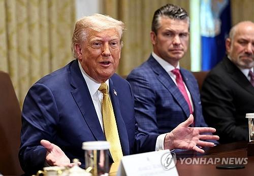트럼프, 이번엔 방위비 압박…"주한미군 주둔비 年100억 달러 내라"