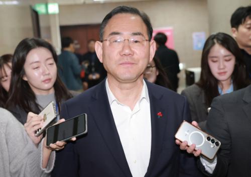 '가처분 기각' 주호영 "숙고 후 대응"…무소속 출마 가능성에 촉각