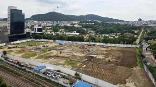 추락하는 이 대통령 국정지지율에 청와대 "민생·경제 최우선"
