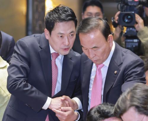 장동혁 "새 공천관리위원장으로 박덕흠 의원 모실 것"